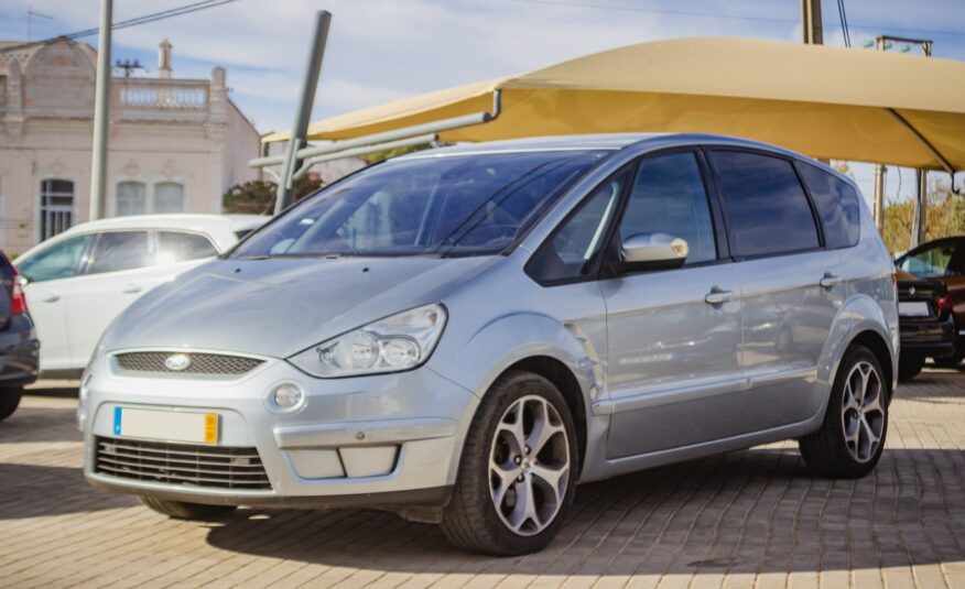 Ford S-Max Titanium 7L