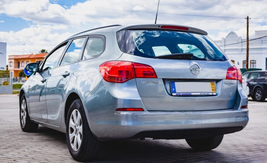 Opel Astra Sports Tourer 1.3CDTI